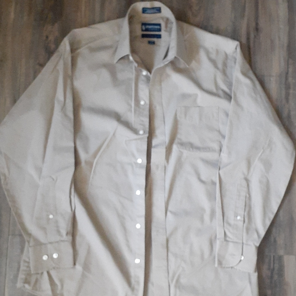 Stafford Essentials Men's Dress Shirt